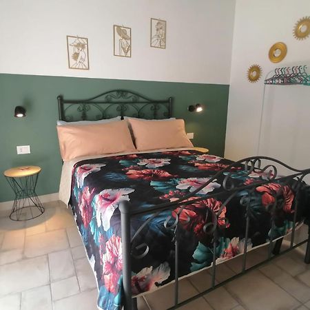 Il Vicoletto Sul Castello Apartamento Nápoles Exterior foto