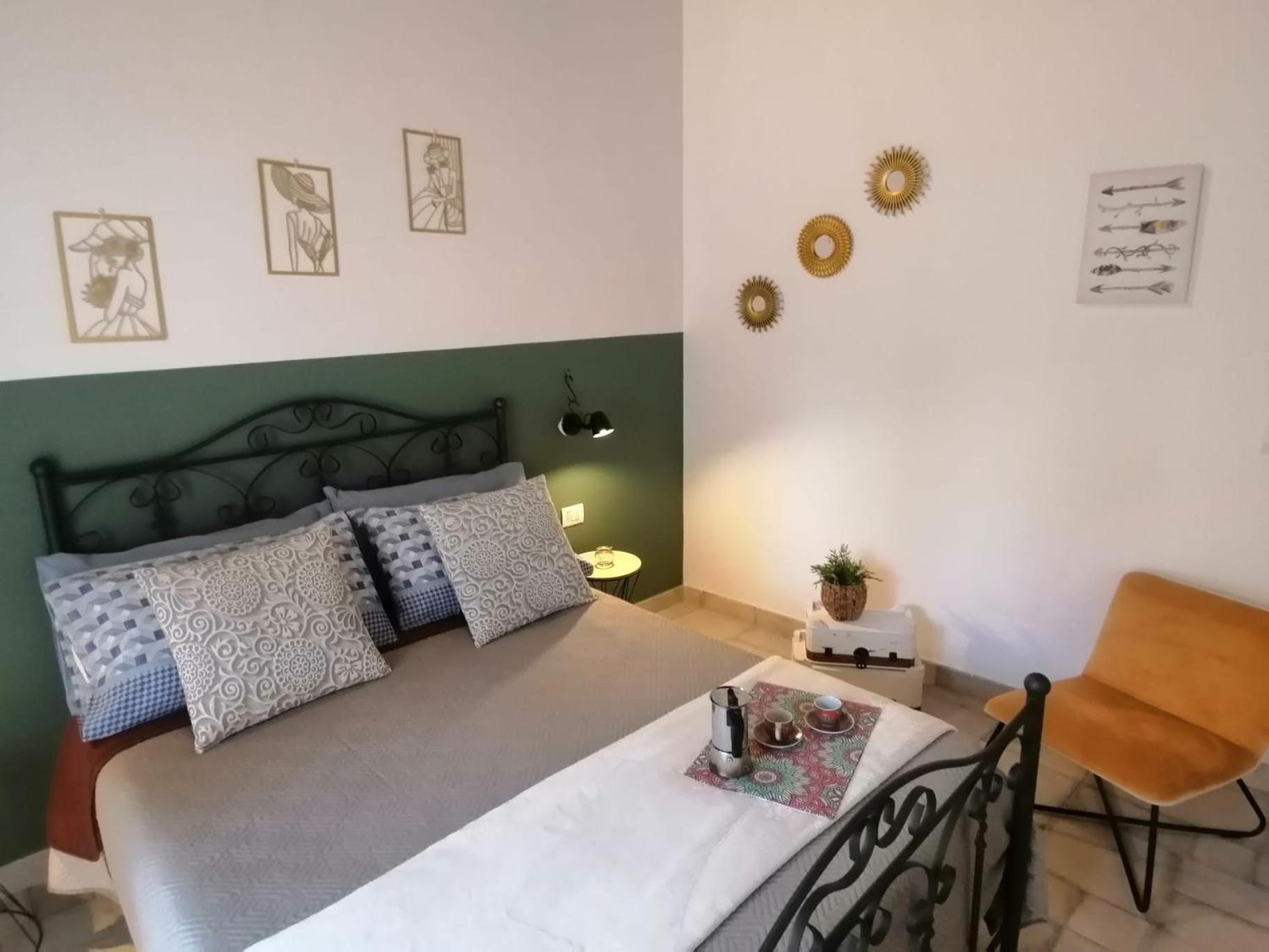 Il Vicoletto Sul Castello Apartamento Nápoles Exterior foto