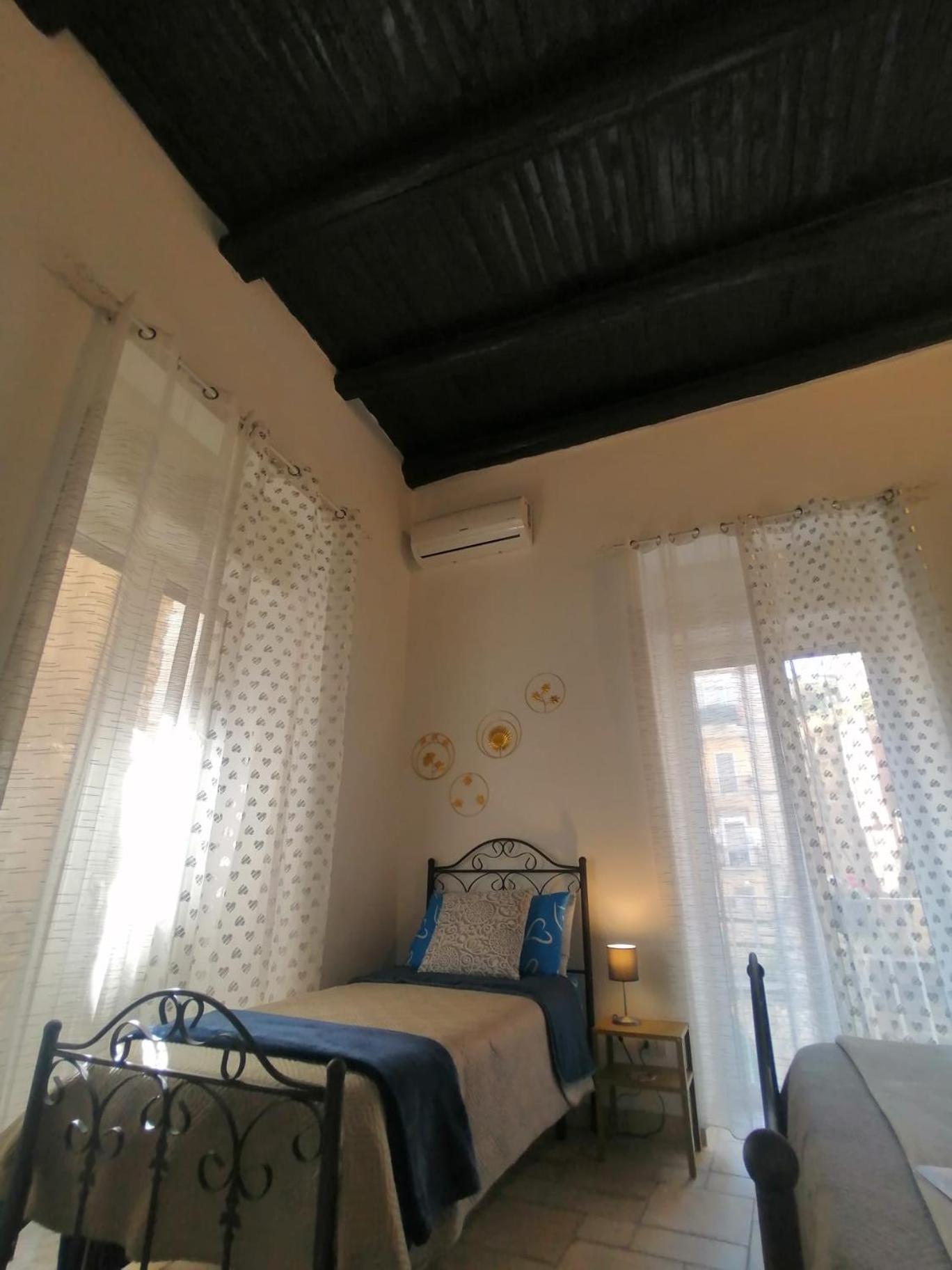 Il Vicoletto Sul Castello Apartamento Nápoles Exterior foto