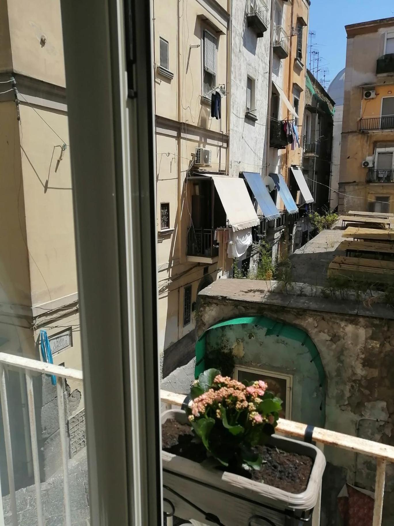 Il Vicoletto Sul Castello Apartamento Nápoles Exterior foto