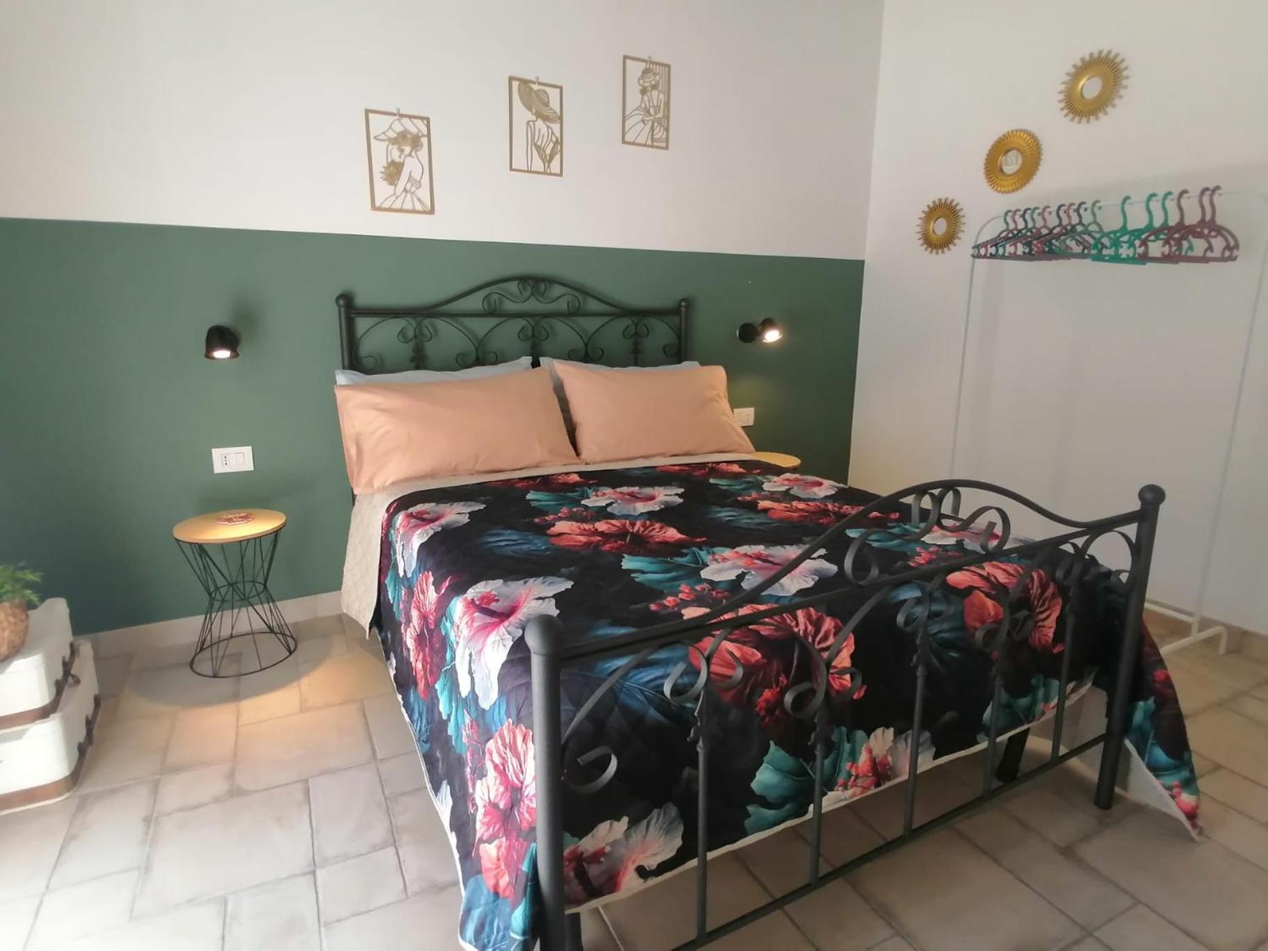 Il Vicoletto Sul Castello Apartamento Nápoles Exterior foto