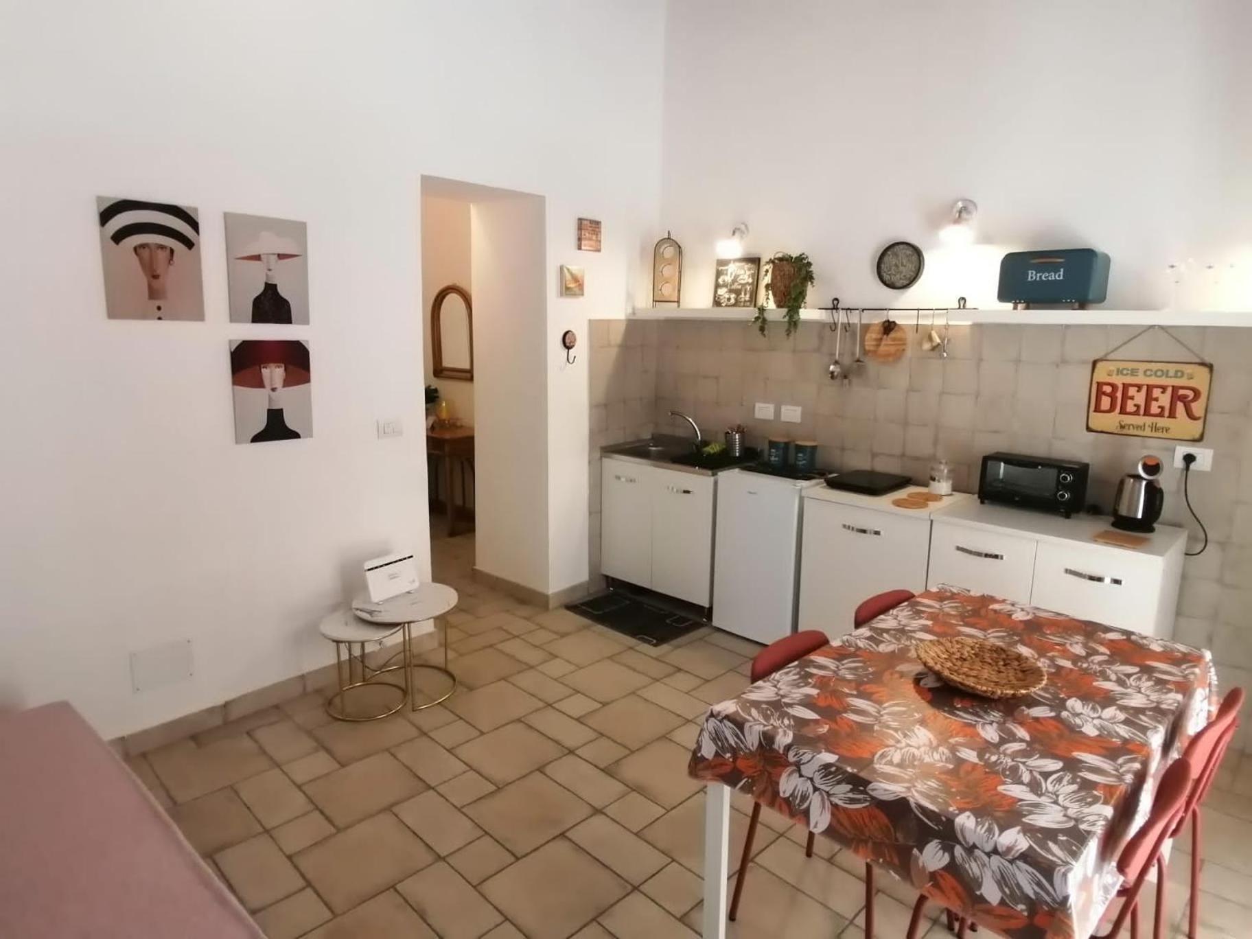 Il Vicoletto Sul Castello Apartamento Nápoles Exterior foto